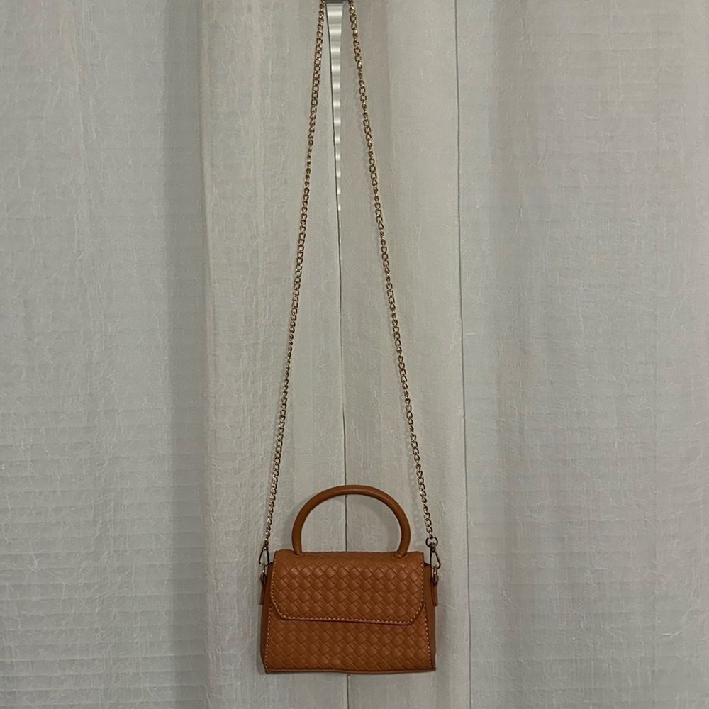 EMPETUA X F21 Camel Brown Pleated Faux Leather Top Handle Mini Chain Crossbody